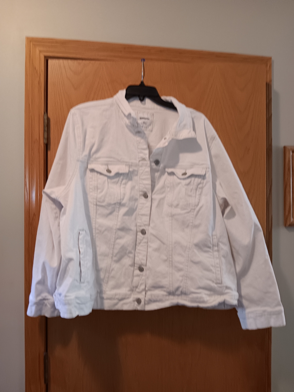 Womens Size 2XL, Sonoma White Denim Jacket with Button Front